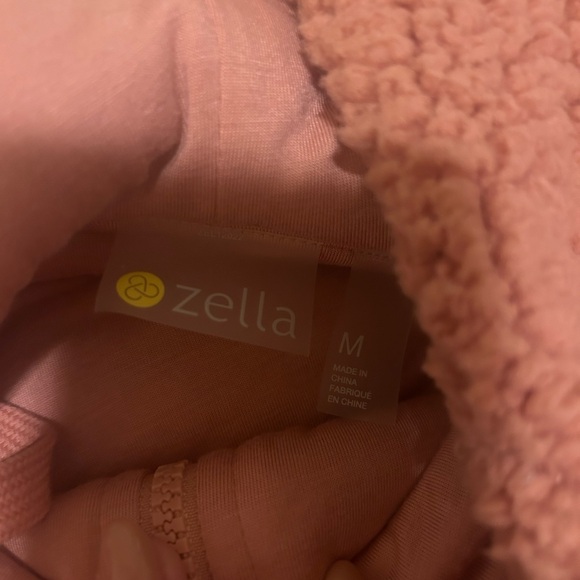 Zella Hooded Sherpa Zip Up Jacket in Dusty Pink - Picture 4 of 5